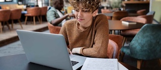 Etudiant freelance