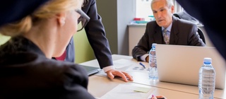 Ouvrir un cabinet de courtage en assurance formation, statut, fiscalité